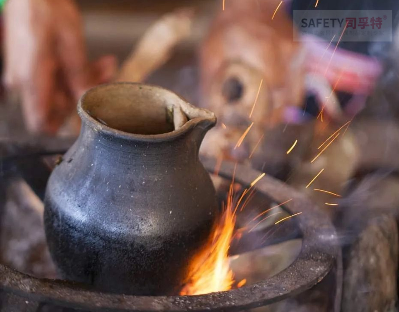 火塘烤茶（圍爐煮茶）文化：人間煙火，歲月靜好 (圖3)