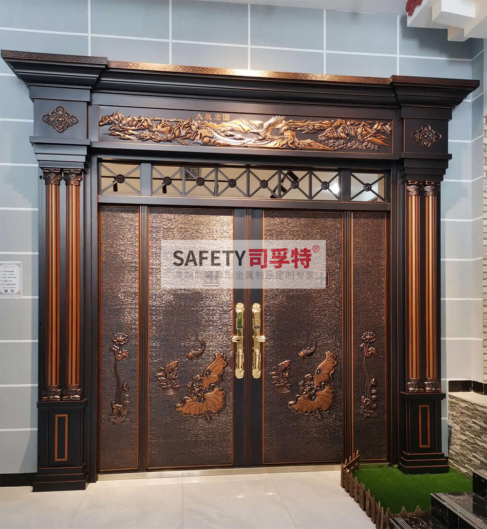 別墅大門用什么材質(zhì)好？[別墅銅門，鋁藝別墅大門](圖2)